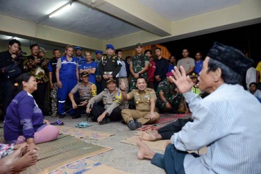 Malam Tahun Baru, Gubernur Ridho Tetap Pastikan Kondisi Pengungsi Baik