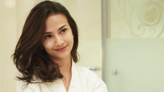 Diduga Terlibat Prostitusi Online Bertarif Rp80 Juta, Artis Vanessa Angel Ditangkap Polisi