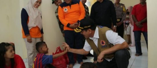 Kepala BNNP Kunjungi Pengungsi Korban Tsunami Selat Sunda di Lamsel