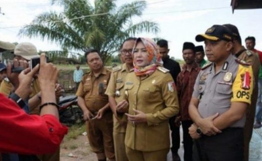 Bupati Winarti Kunjungi Warga Korban Angin Puting Beliung