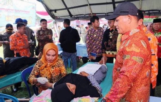 Musrenbang Kecamatan Tanjung Sari, Nanang Tinjau Pelayanan KB