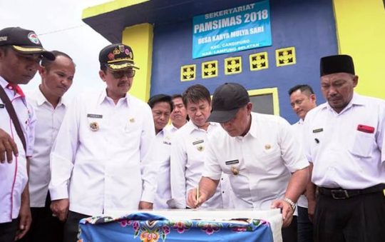 Nanang Ermanto Resmikan Program Pamsimas di Desa Karya Mulya Sari