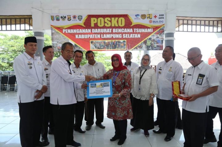 BKKBN Salurkan Bantuan Untuk Korban Tsunami Lampung Selatan