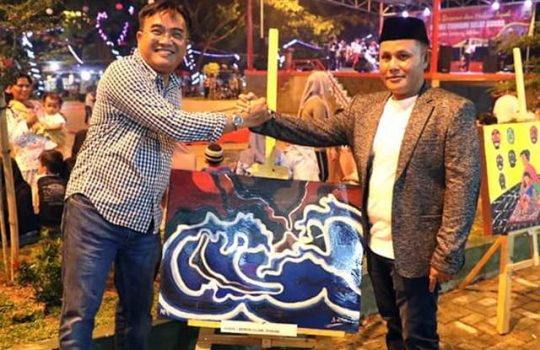 Karya Nanang Ermanto Dijual pada Malam Amal Peduli Korban Tsunami Lamsel
