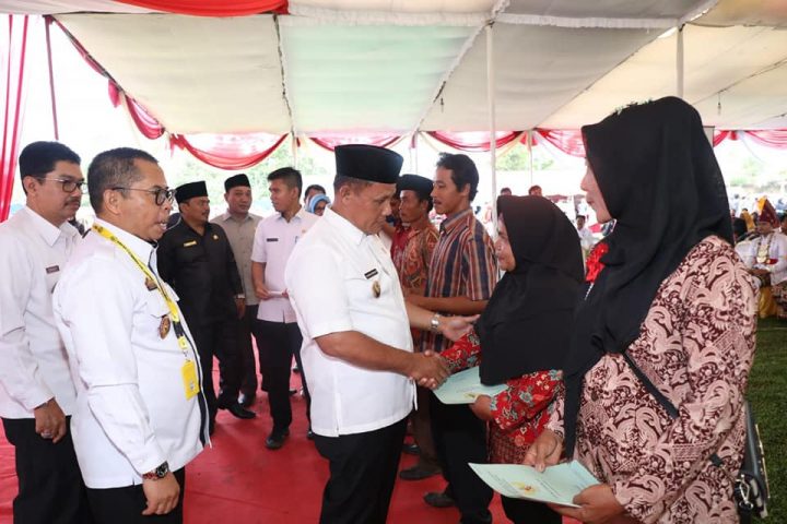 Plt Bupati Lamsel Minta Penerima Sertifikat Gratis Tidak Gadaikan untuk Beli Mobil