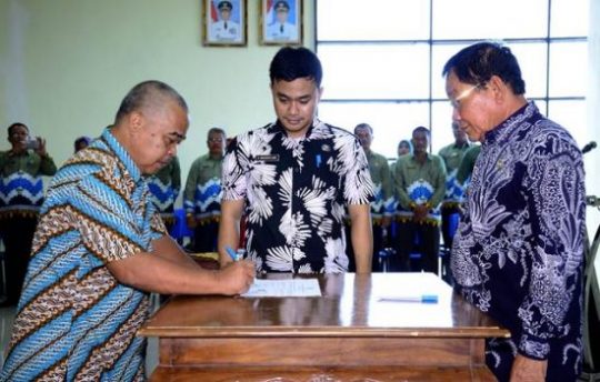 Semua Pejabat Pemkab Mesuji Tanda Tangani Pakta Integritas