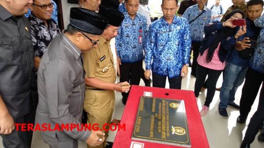 Herman HN Resmikan Rumah Jabatan Pimpinan DPRD Bandarlampung