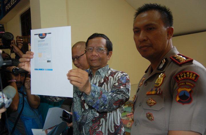 Difitnah, Mahfud MD Laporkan Kakek Kampret ke Polisi