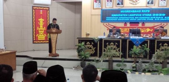 Musrenbang Lampung Utara, Banyak Peserta yang Asyik Ngobrol