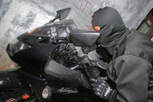 Ketakutan, Perampas Sepeda Motor di Bandarlampung Menyerahkan Diri ke Polda