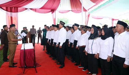 Nanang Ermanto Kukuhkan 161 Ketua dan Anggota BPD Se-Kecamatan Palas