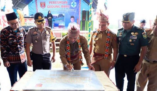 Bupati Lambar Resmikan Gedung Baru Puskesmas Rawat Inap Batu Brak
