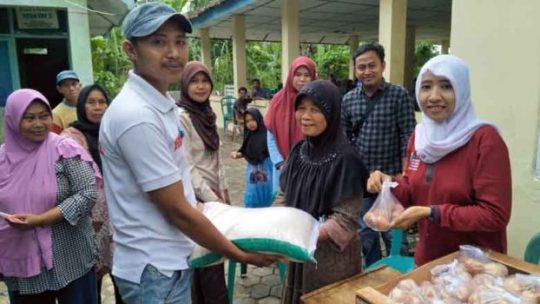 Ratusan KPM Desa Suak Terima Bantuan PKH Nontunai