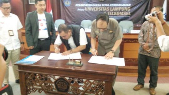 Unila Gandeng Tekomsel Wujudkan Smart Education