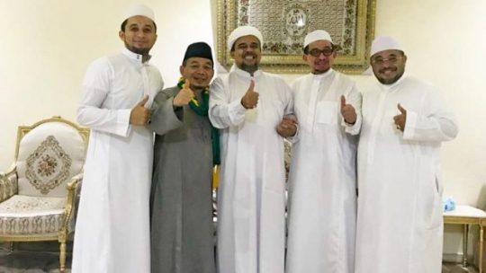 FPI Galang Dana untuk Bayar Denda Izin Tinggal Habib Rizieq Shihab di Saudi