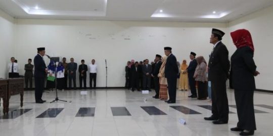 Rektor Universitas Lampung Lantik Dekan Fakultas Kedokteran dan Fakultas MIPA