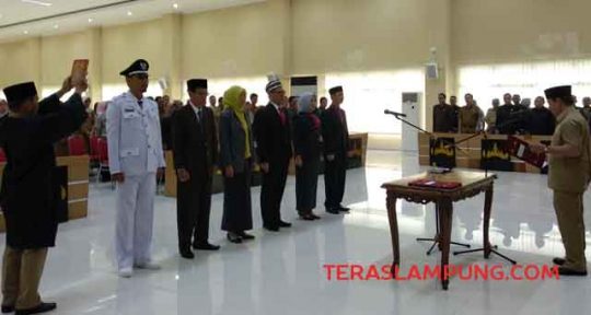 Walikota Herman HN Lantik Enam Pejabat Pemkot Bandarlampung
