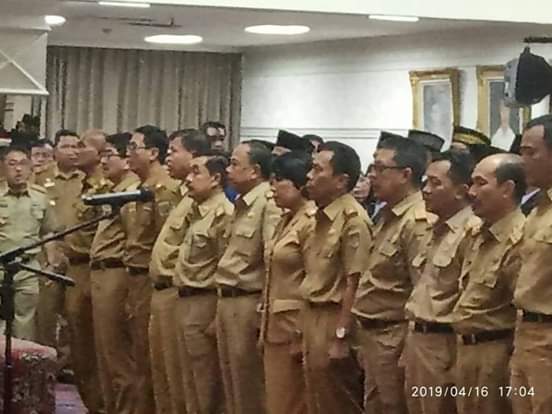 Rolling, Gubernur Ridho Ficardo Melantik 13 Pejabat Eselon II