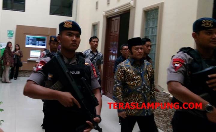 Tidak Diizinkan Dampingi Istri Melahirkan, Zainudin Hasan Menangis