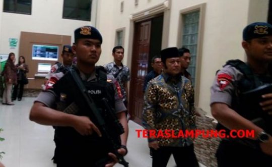 Tidak Diizinkan Dampingi Istri Melahirkan, Zainudin Hasan Menangis