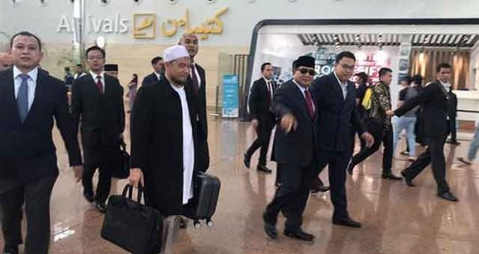 Ramai-Ramai ke Brunei, Prabowo Cs Bukan Mau Kabur