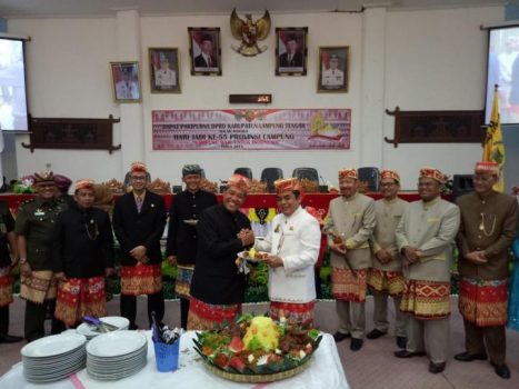 DPRD Lamteng Menggelar Rapat Paripurna Memperingati HUT Provinsi Lampung