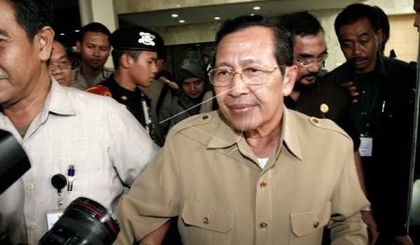 Mantan Mendagri Hari Sabarno Meninggal Dunia