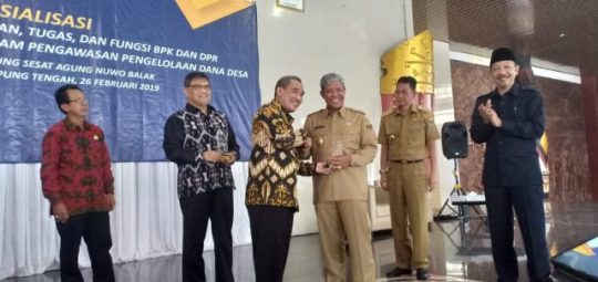 Bupati Lamteng Ingatkan Aparatur Kampung tentang Pengelolaan Dana Desa