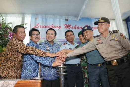 Gubernur Ridho Bangun 4.921 Rumah untuk ASN karena Terinspirasi Sang Ayah