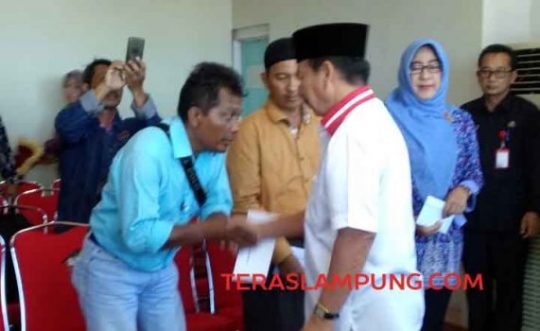 Pemkot Bandarlampung Berikan Santunan kepada Ahli Waris Anggota PPS