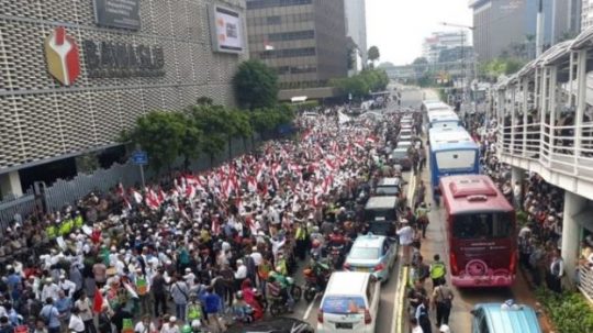 Gelar Demo, Kubu Prabowo Tuntut Bawaslu Diskualifikasi Jokowi-Ma’ruf Amin