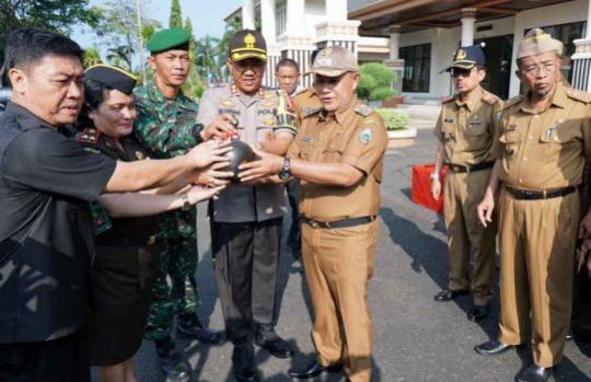 H-2, Pemkab Lampung Selatan Mulai Distribusikan Logistik Pilkades Serentak