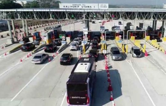 Hingga H+3 Lebaran Ratusan Ribu Kendaraan Kembali Ke Jakarta