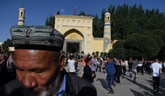 Muslim Uighur Rayakan Idul Fitri dengan Pengawasan Ketat