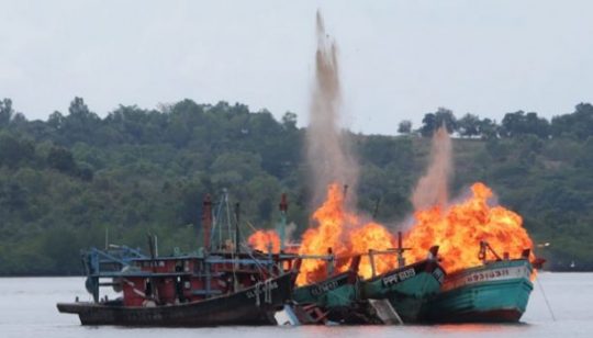 KKP Tangkap Kapal Pencuri Ikan Berbendera Malaysia