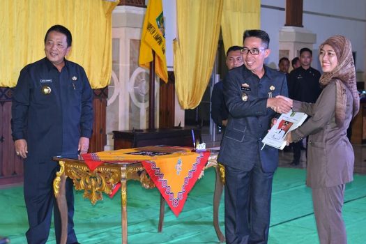 Zaiful Terima Estafet Pembangunan Lamtim dari Chusnunia Chalim