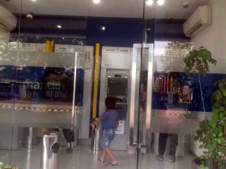 Sejumlah Mesin ATM Bank Mandiri di Bandarlampung Masih “Error”