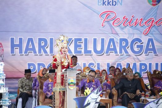 Peringatan Harganas 2019 di Pesibar, Ini Pesan Istri Gubernur Lampung
