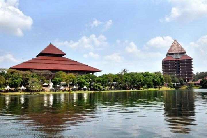 Geser UGM, UI Perguruan Tinggi Terbaik di Indonesia 2020