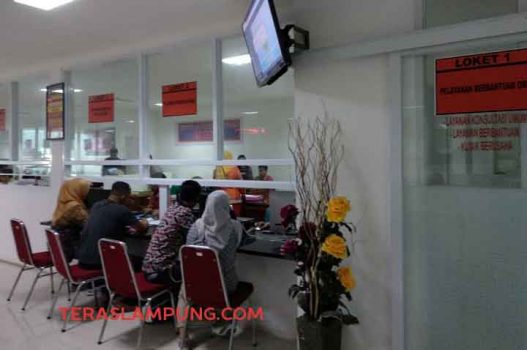 Server Sering Down, Pelayanan Pembuatan Izin Usaha di Pemkot Bandarlampung Terganggu