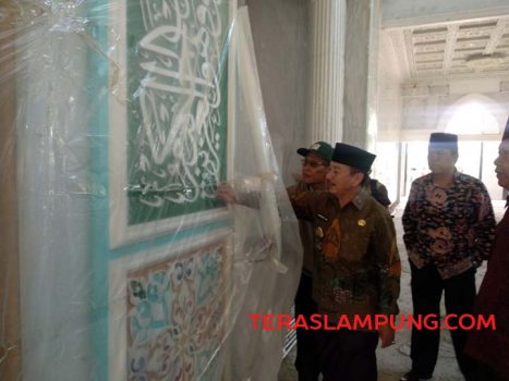 Kunjungi UIN Raden Intan, Walikota Herman HN Kagumi Masjid Kampus