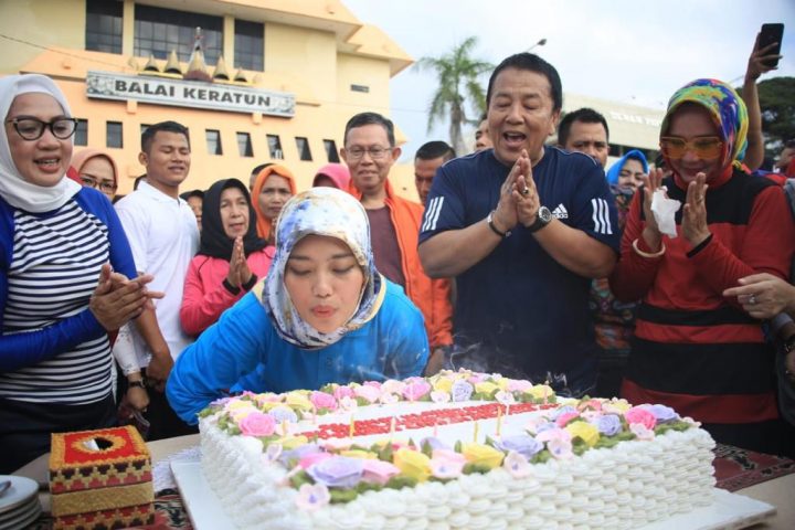 Ulang Tahun ke-36, Wagub Lampung Dapat Kejutan