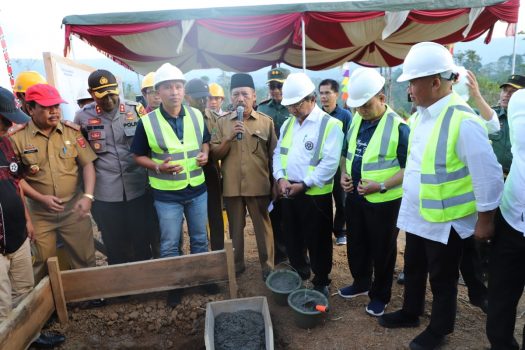 Bangun Sekolah Kopi, Bupati Parosil Tegaskan Komitmen Majukan Kopi Indonesia