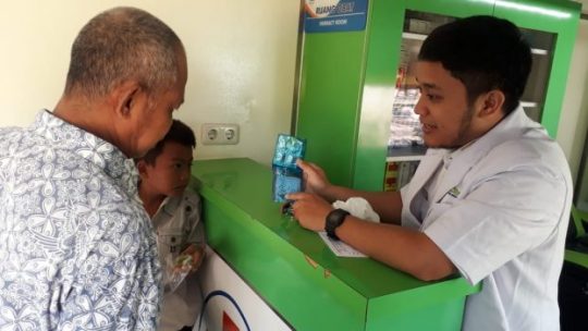 Warga Kotabumi Ini Antusias Ikuti Pengobatan Gratis PT KAI Tanjungkarang