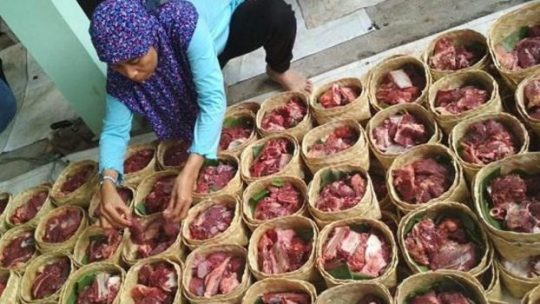 PBNU Imbau Panitia Kurban Tidak Pakai Plastik untuk Bagikan Daging