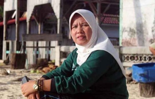 Wabup Erlina Ajak Masyarakat Pesisir Barat Jaga Kebersihan Pantai