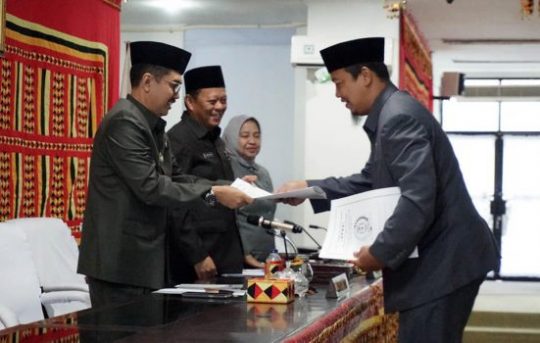 KUPA-PPAS Perubahan APBD Lamsel 2019 Disepakati, Pendapatan Bertambah Rp22 Miliar