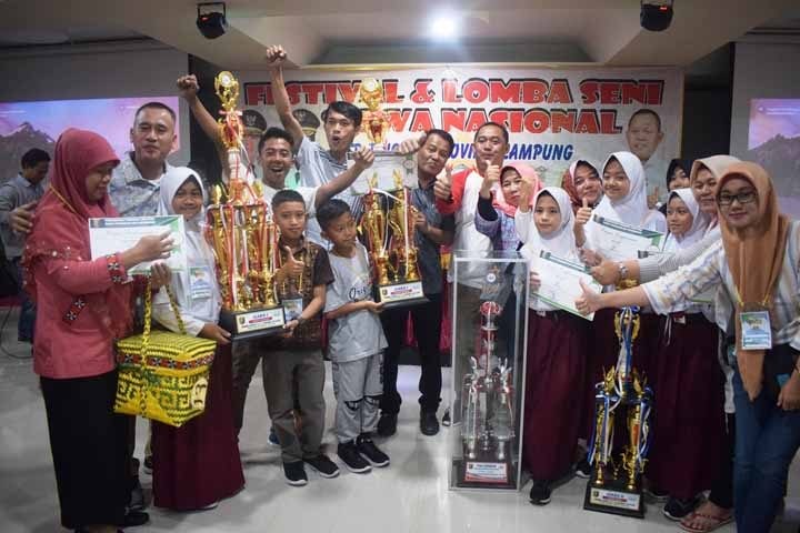 Lampung Barat Sabet Juara Umum FLS2N SD 2019 Provinsi Lampung