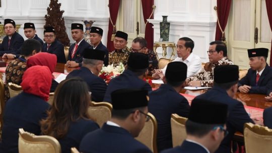 Jokowi Selesai Susun Kabinet, Menteri dari Partai 45 Persen