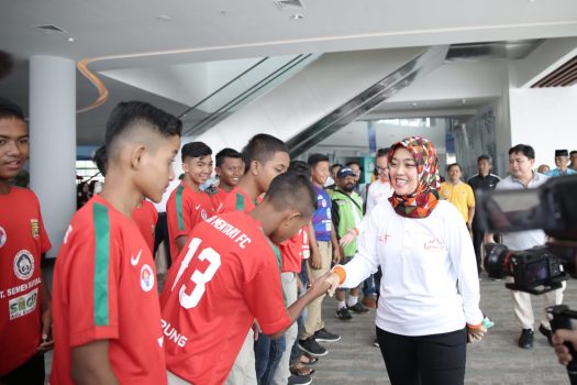 Berlaga di Kejuarnas Piala Menpora, Tim U-14 Lampung Dilepas Wagub